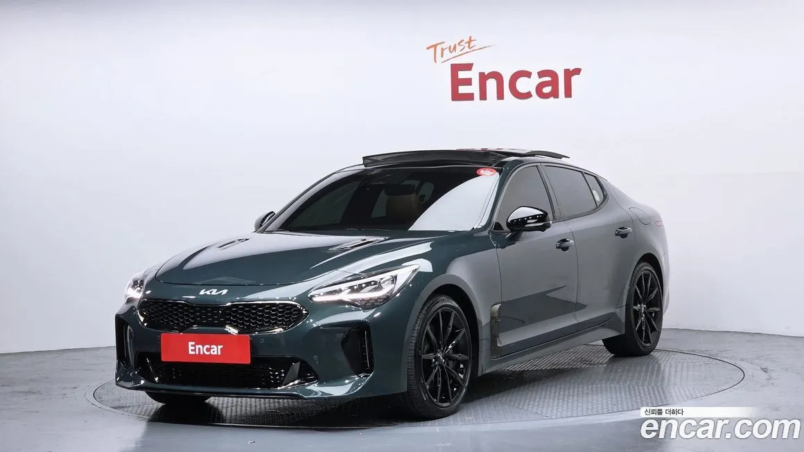 Kia Stinger 2023 из KR, фото 1