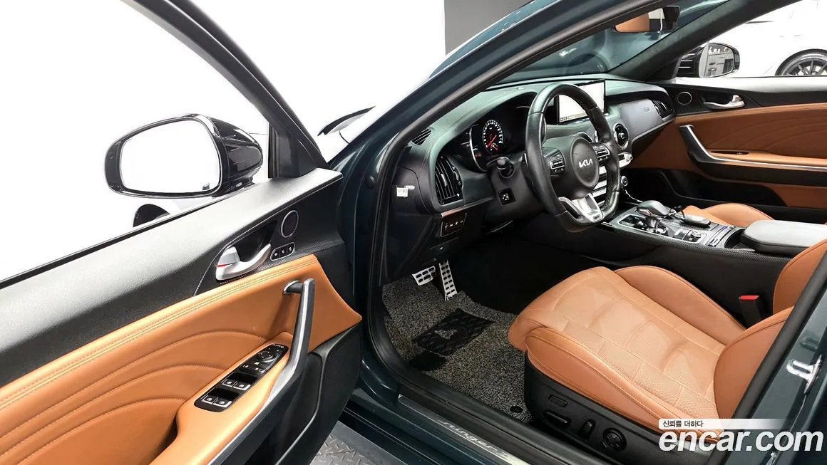 Kia Stinger 2023 из KR, фото 8
