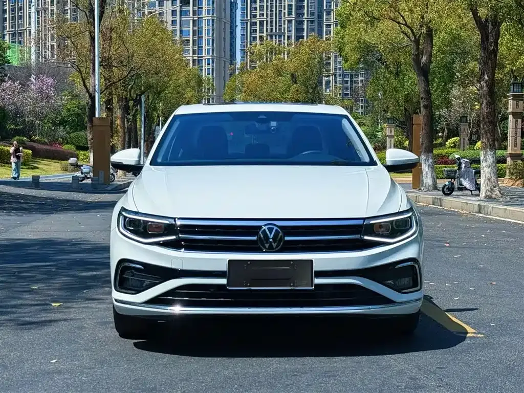 Volkswagen Bora 2024 из CN, фото 5