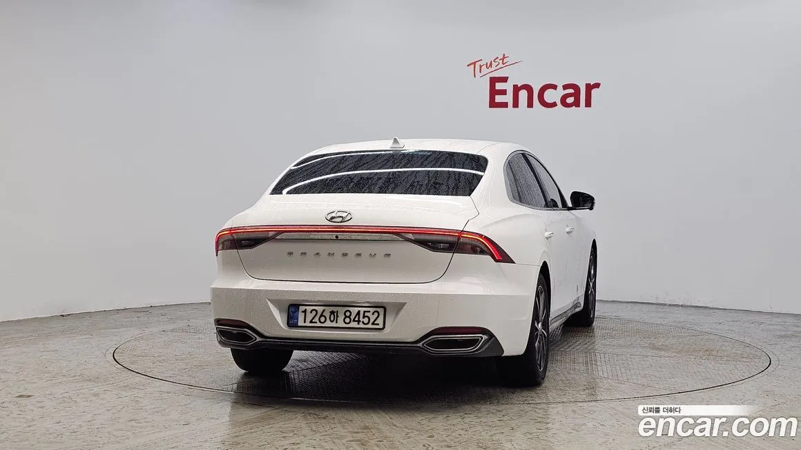 Hyundai Grandeur 2023 из KR, фото 4