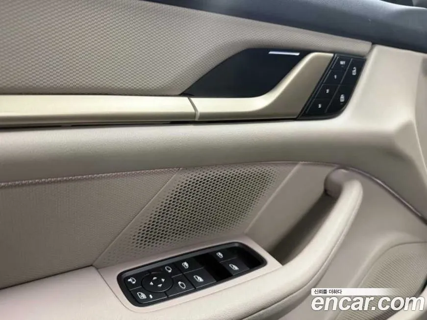 Porsche Taycan 2022 из KR, фото 6