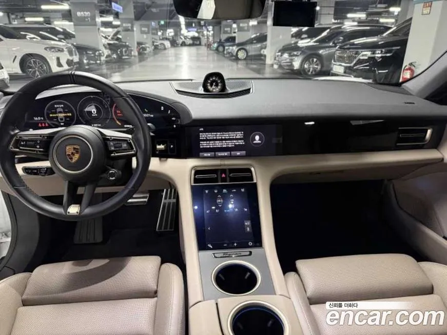 Porsche Taycan 2022 из KR, фото 3