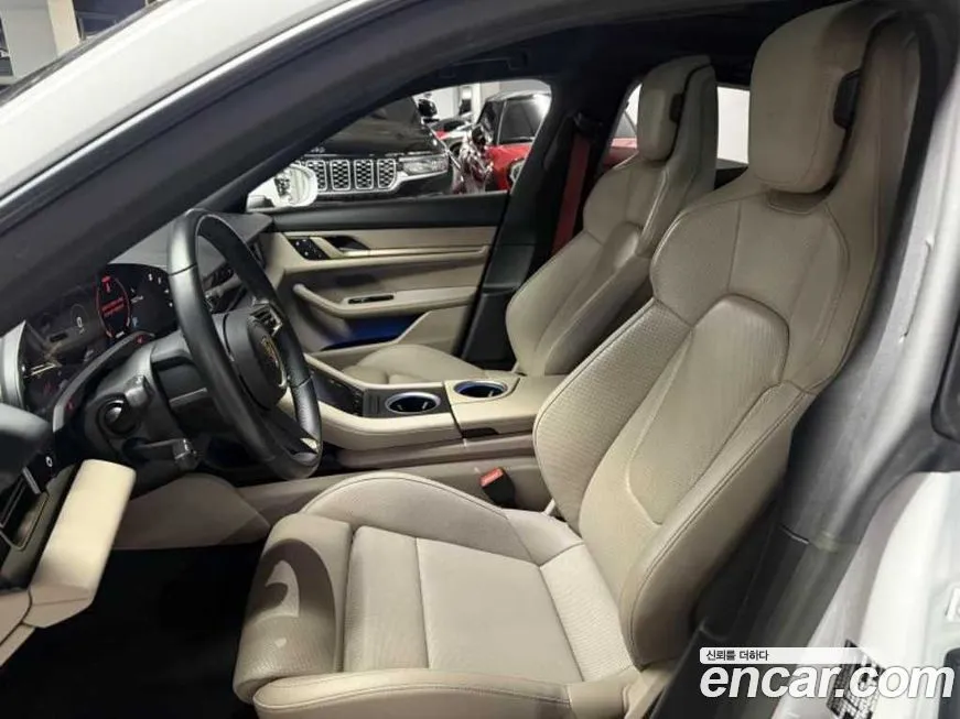 Porsche Taycan 2022 из KR, фото 4