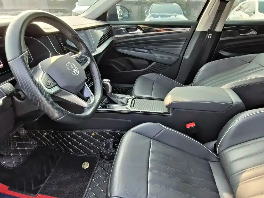 Volkswagen Passat — фото 8