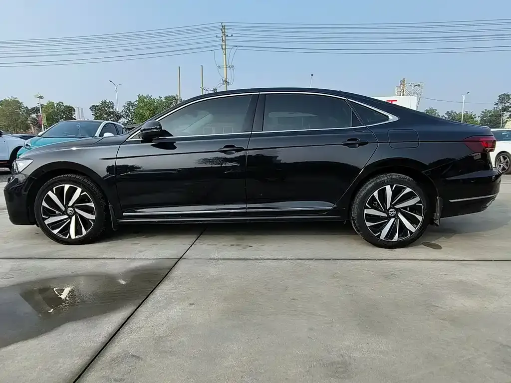Volkswagen Passat — фото 4