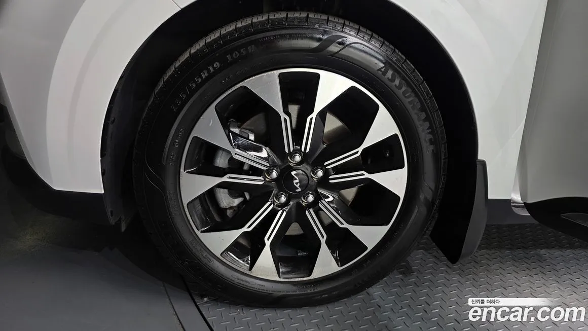 Kia Carnival 2023 из KR, фото 6