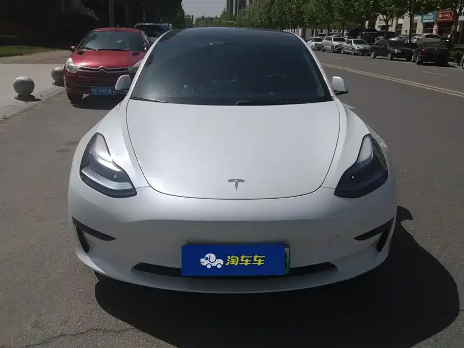 Tesla Model 3 — фото 5