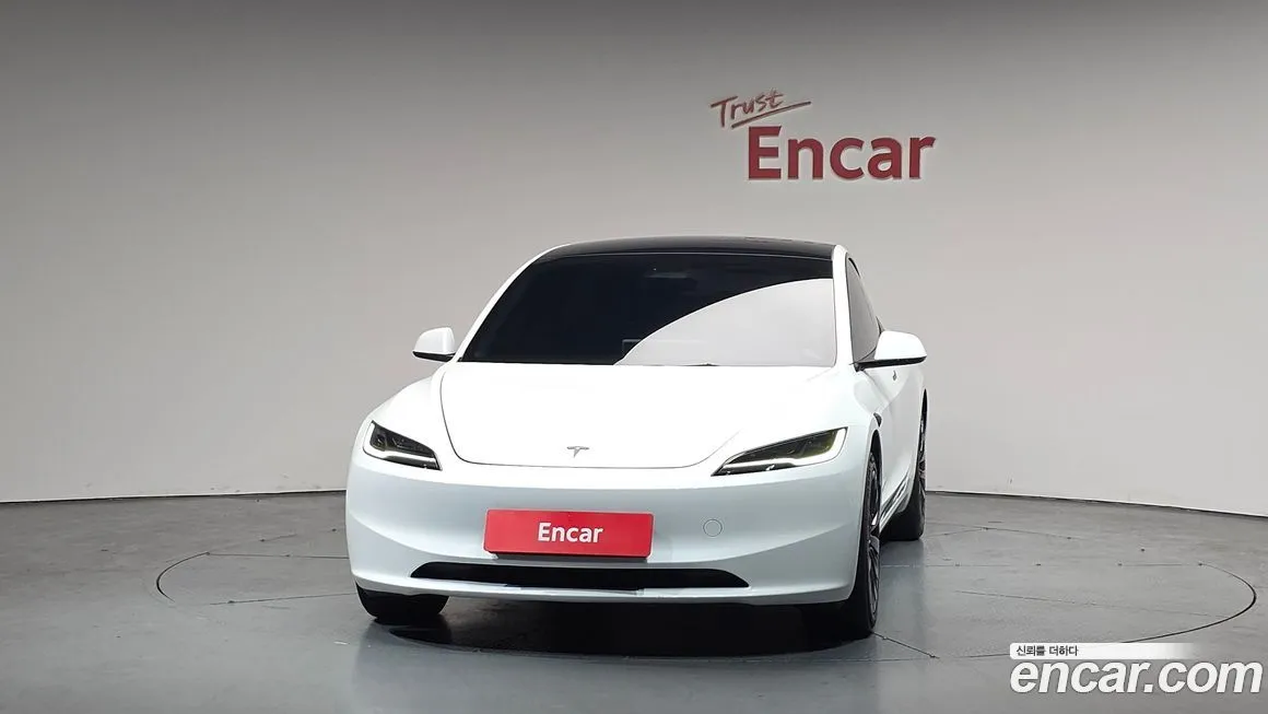 Tesla Model 3 — фото 3