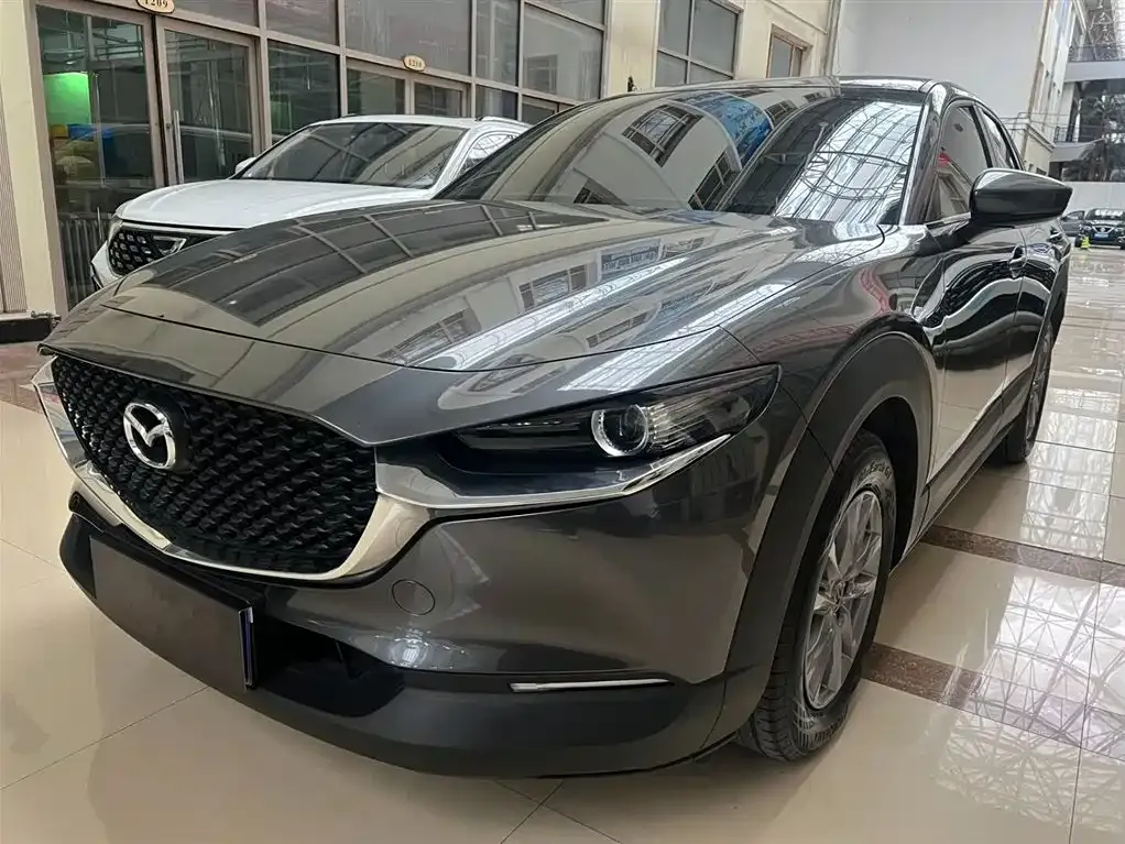 Mazda CX-30 — фото 1