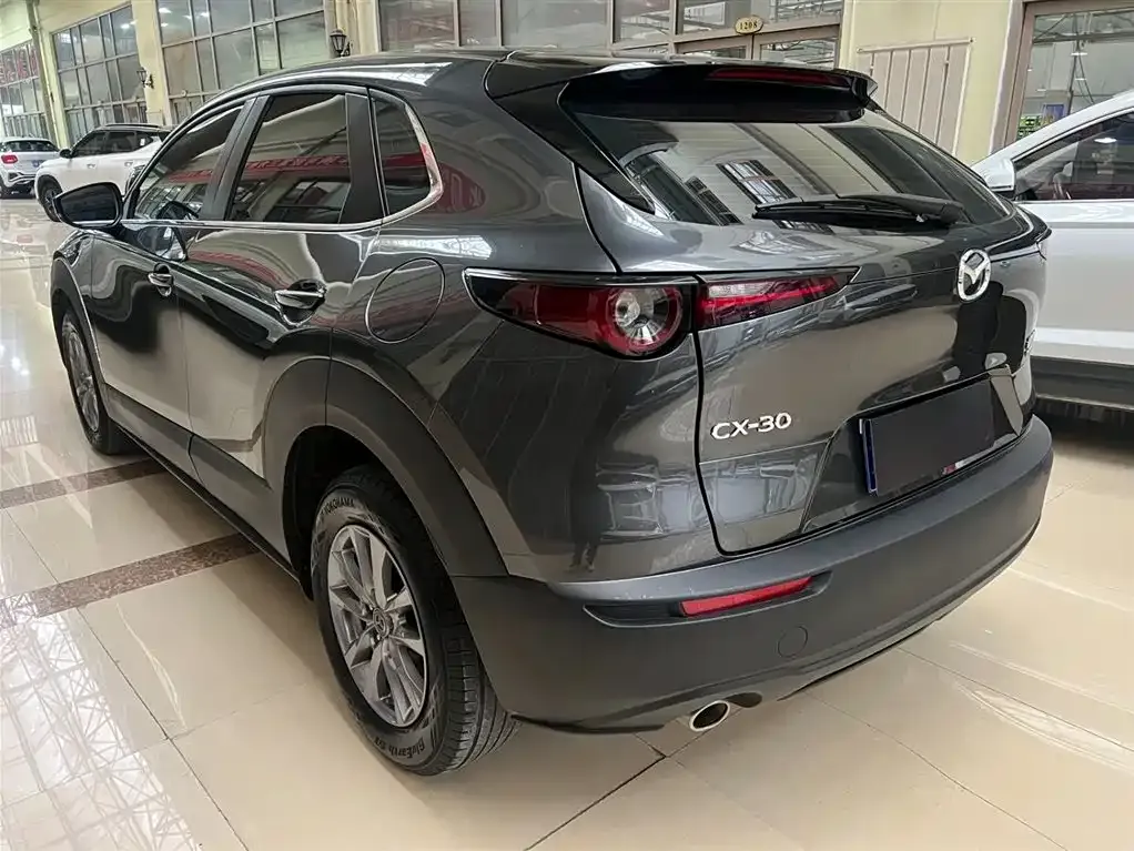 Mazda CX-30 — фото 9