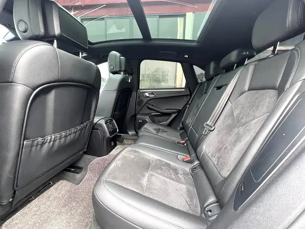 Porsche Macan 2021 из CN, фото 3