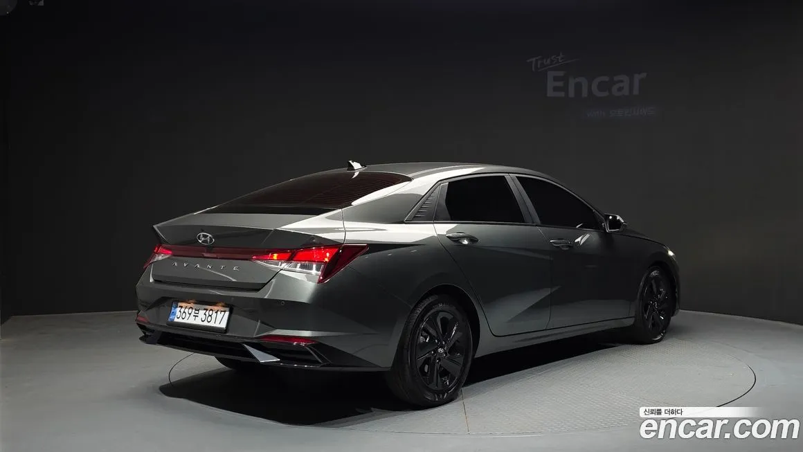 Hyundai AVANTE 2023 из KR, фото 2