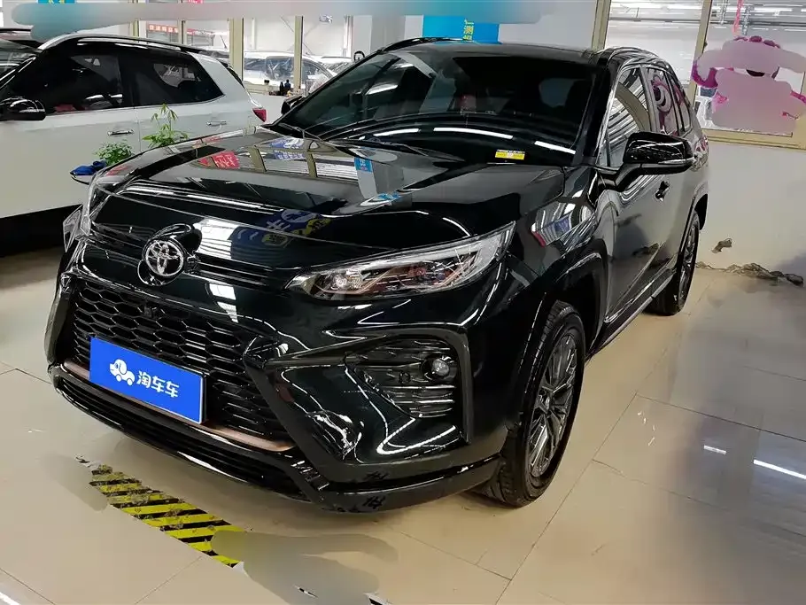 Toyota Wildlander — фото 1