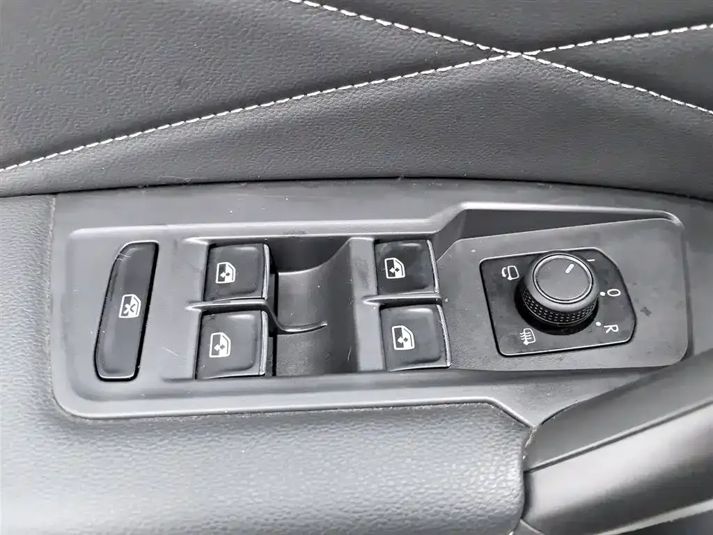 Volkswagen Tiguan L 2024 из CN, фото 3