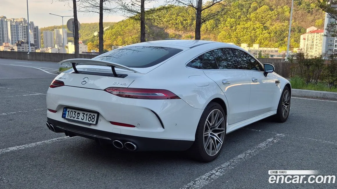 Mercedes-Benz AMG GT — фото 9