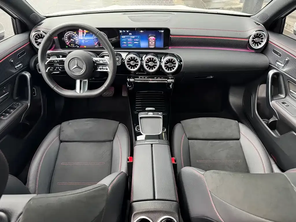 Mercedes-Benz A-Class 2025 из CN, фото 3