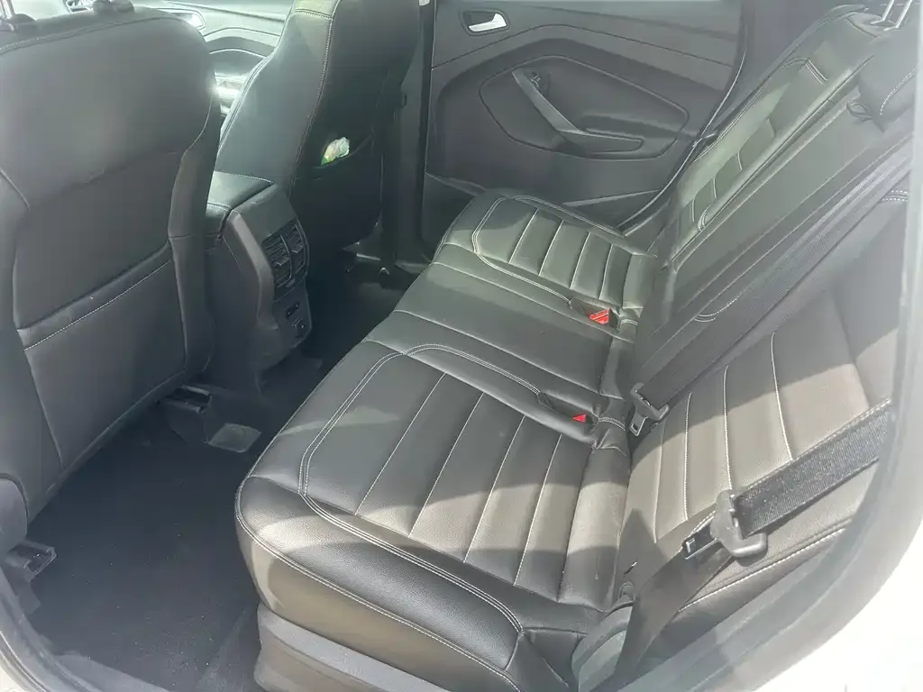 Ford Kuga 2021 из CN, фото 5
