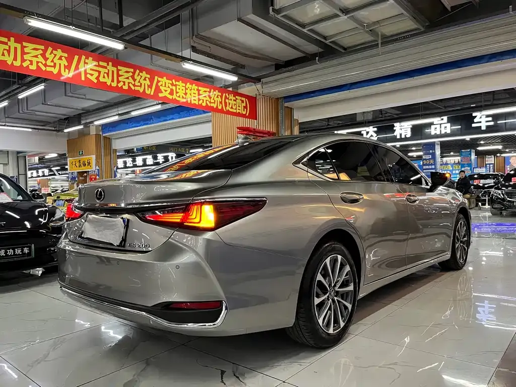 Lexus ES 2022 из CN, фото 7