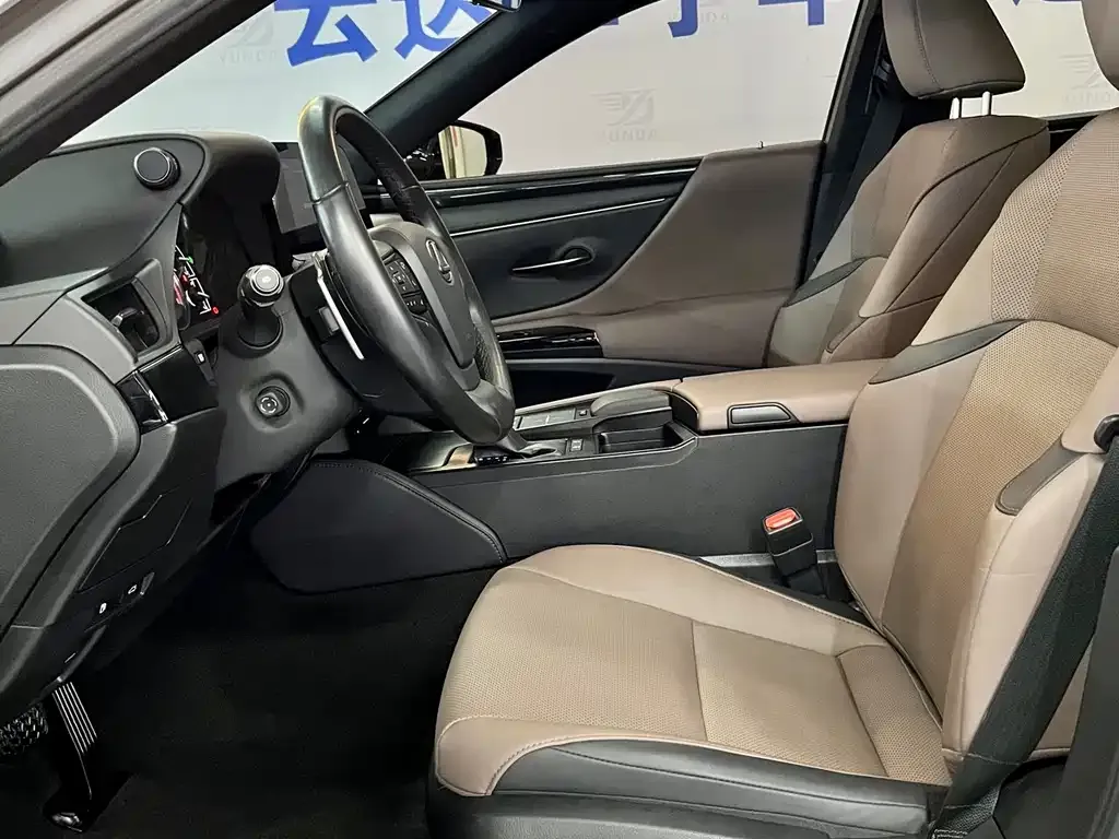 Lexus ES 2022 из CN, фото 5