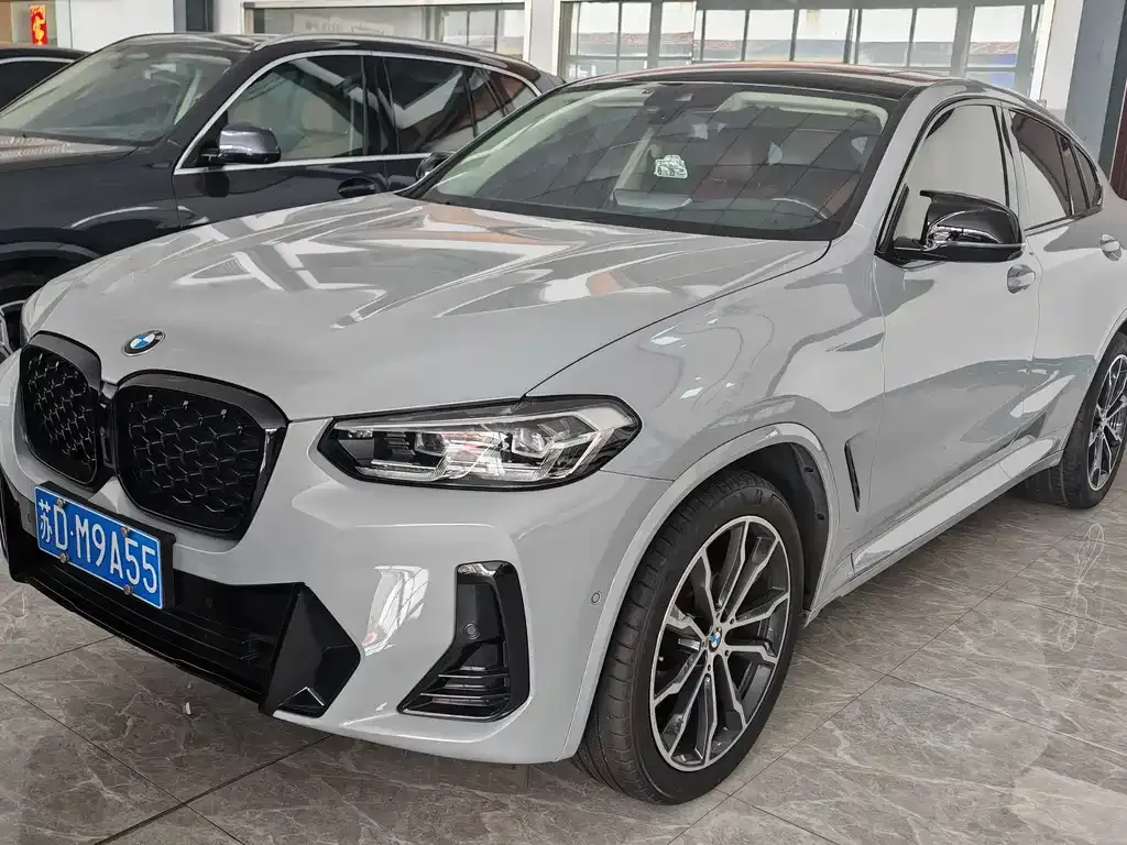 BMW X4 2023 из CN, фото 2