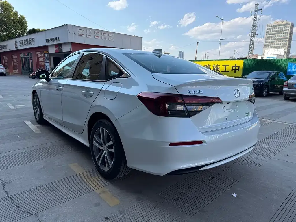 Honda Civic 2025 из CN, фото 4