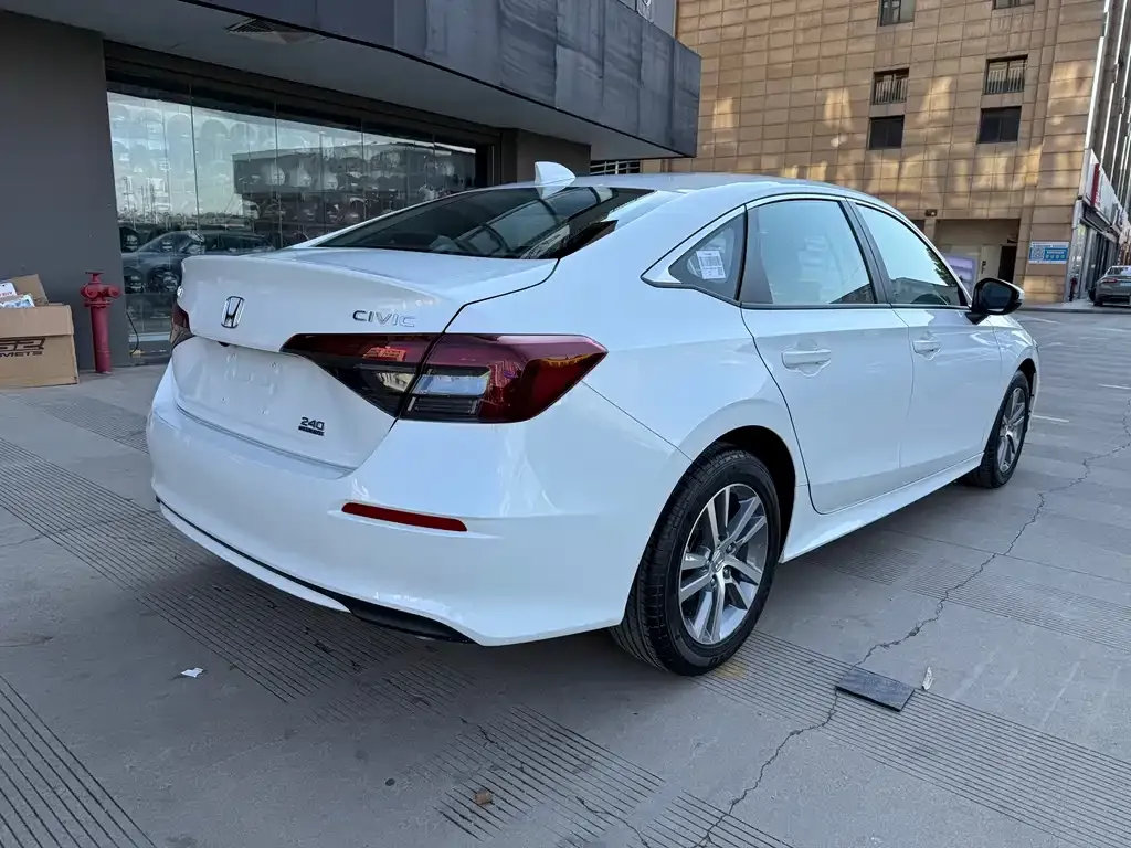 Honda Civic 2025 из CN, фото 6