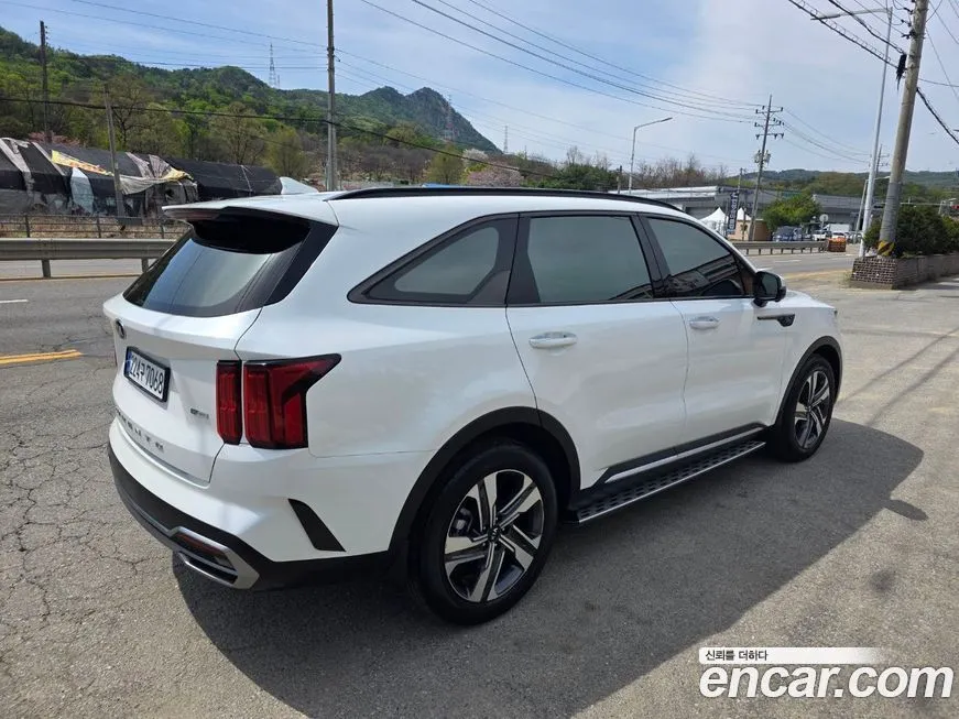 Kia Sorento — фото 4