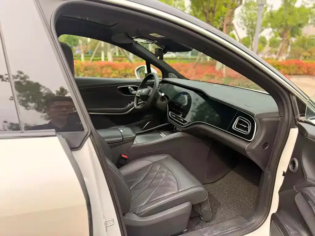Roewe Feifan R7 2024 из CN, фото 6