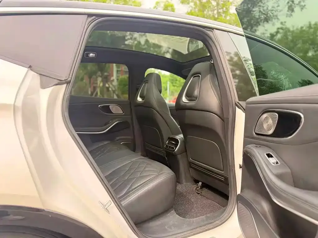 Roewe Feifan R7 2024 из CN, фото 8