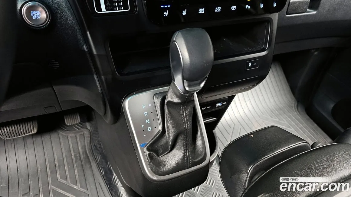 Hyundai Staria — фото 6