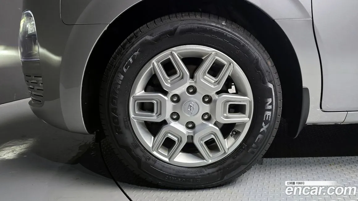 Hyundai Staria — фото 4