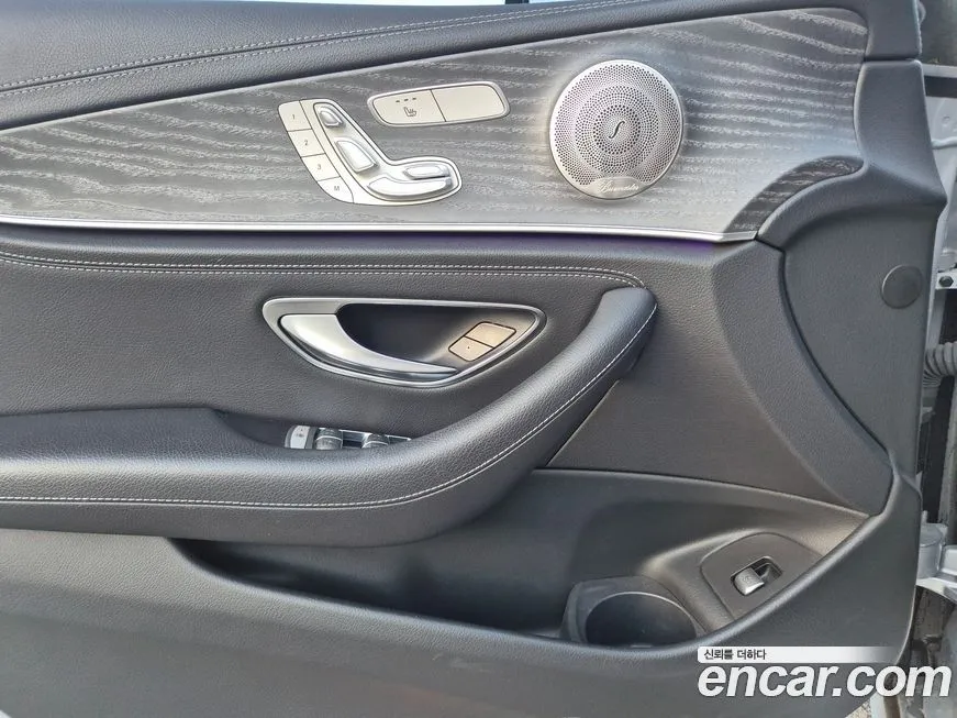 Mercedes-Benz E-Class 2021 из KR, фото 8