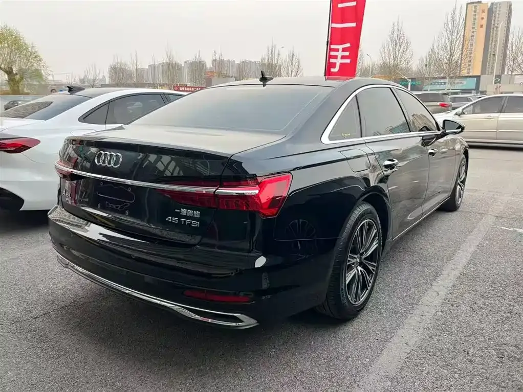 Audi A6L 2024 из CN, фото 10