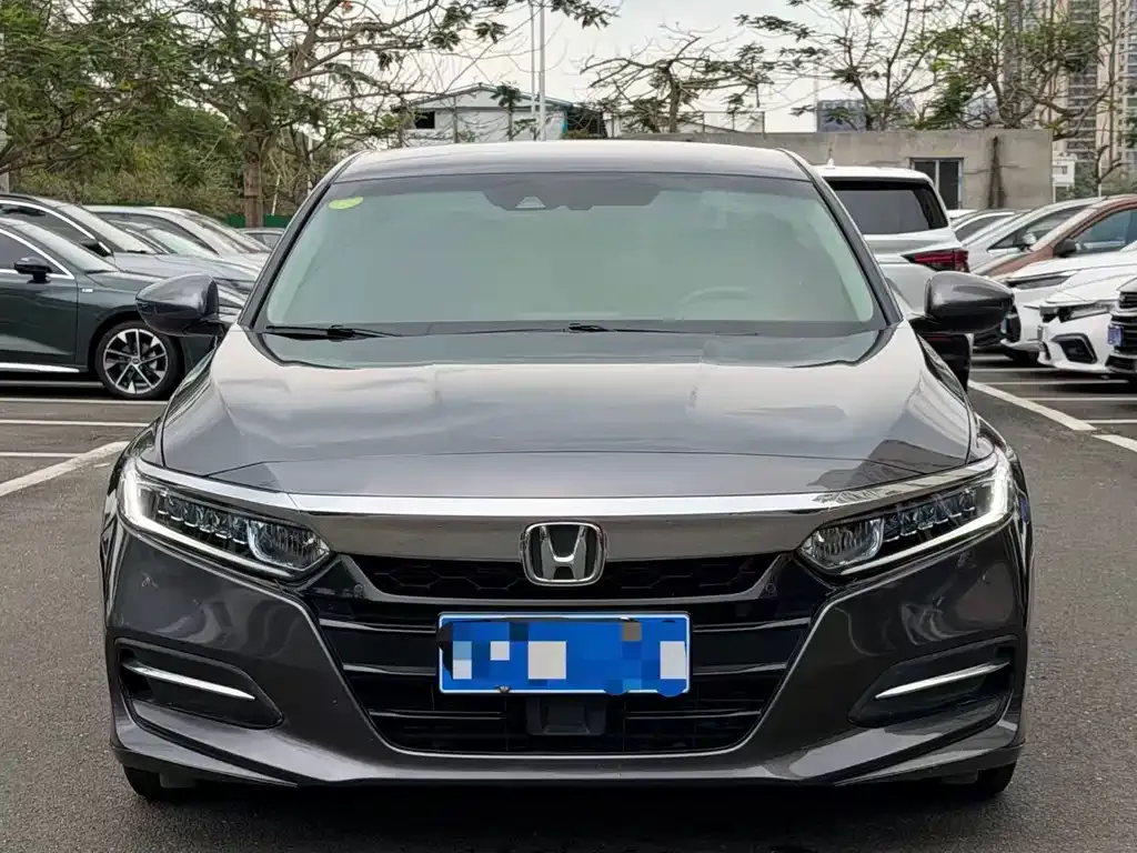 Honda Accord — фото 4