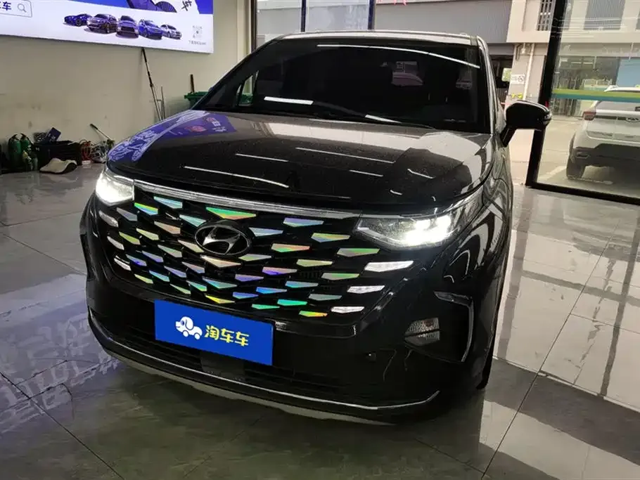 Hyundai Custo — фото 1