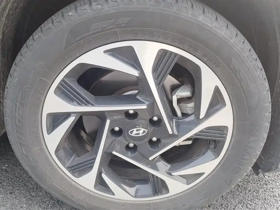 Hyundai Custo — фото 4