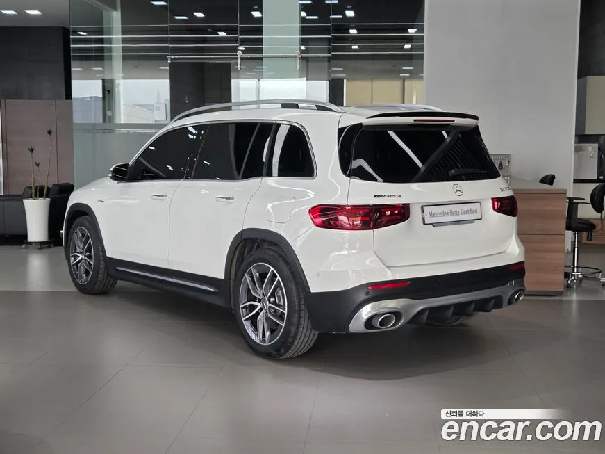 Mercedes-Benz GLB-Class — фото 5