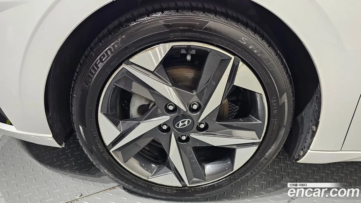 Hyundai AVANTE — фото 6