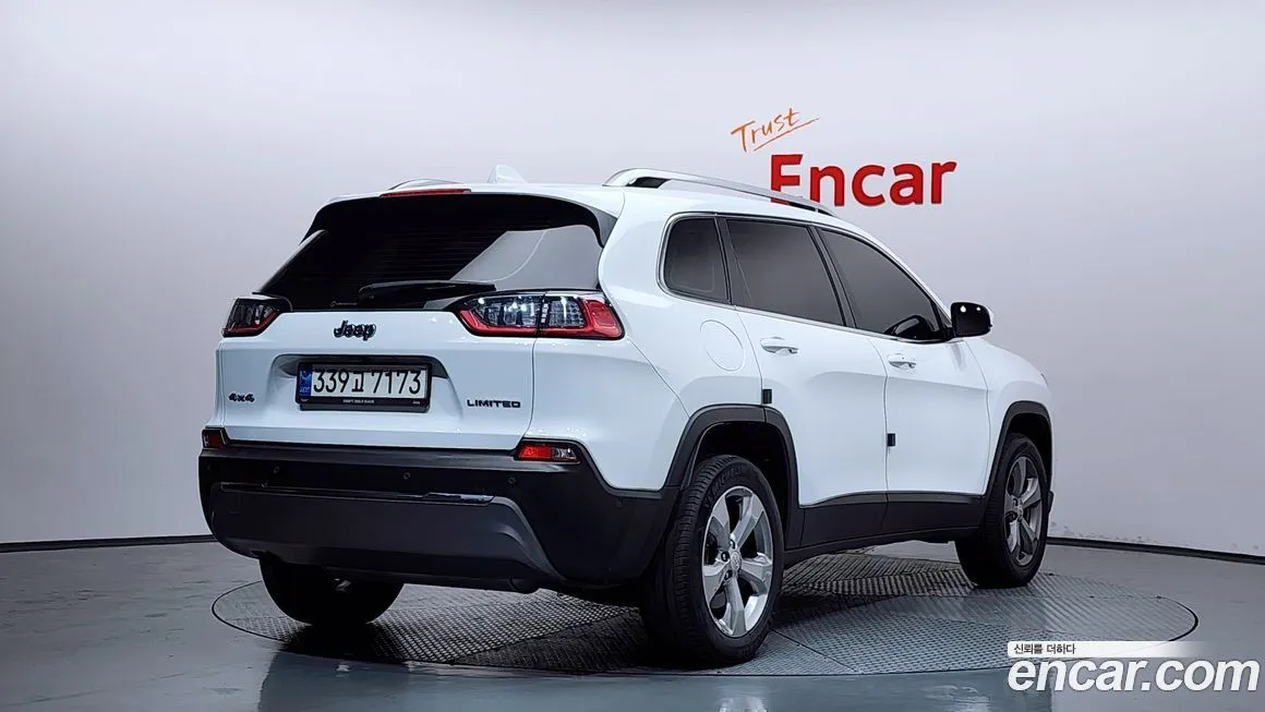 Jeep Cherokee 2021 из KR, фото 2
