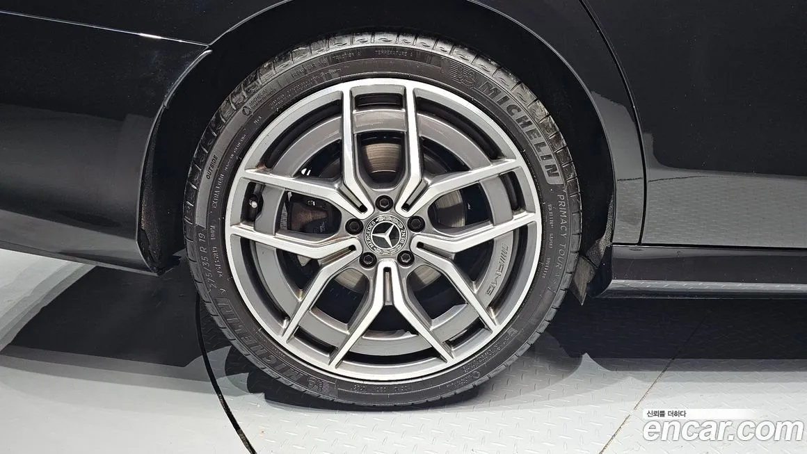 Mercedes-Benz E-Class 2021 из KR, фото 3