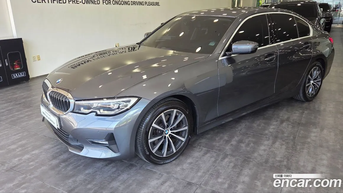 BMW 3-Series 2021 из KR, фото 2