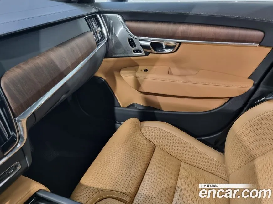 Volvo V90 2025 из KR, фото 4
