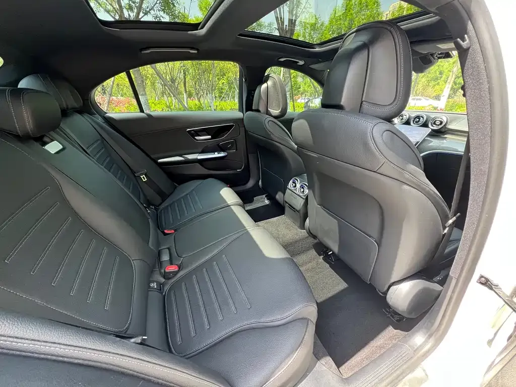 Mercedes-Benz C-Class 2023 из CN, фото 4