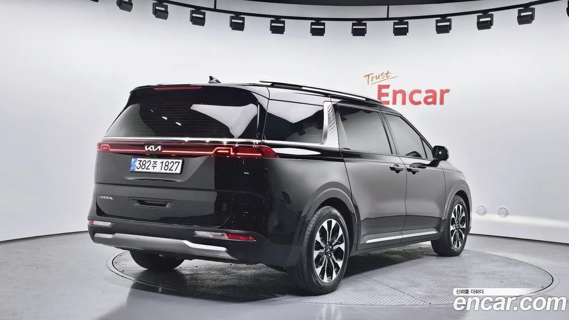 Kia Carnival 2023 из KR, фото 3