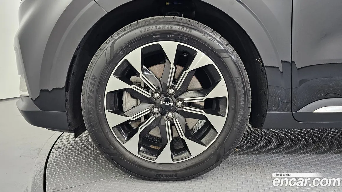 Kia Carnival 2023 из KR, фото 9