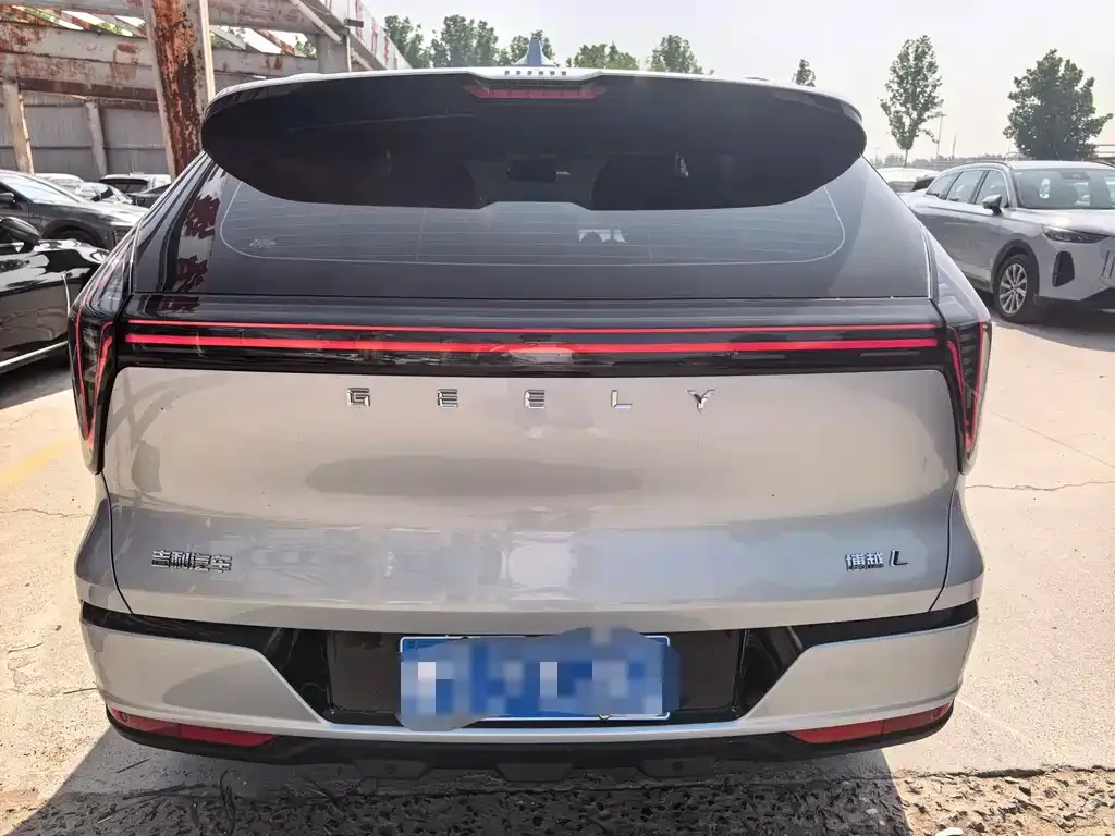 Geely Boyue L 2025 из CN, фото 5
