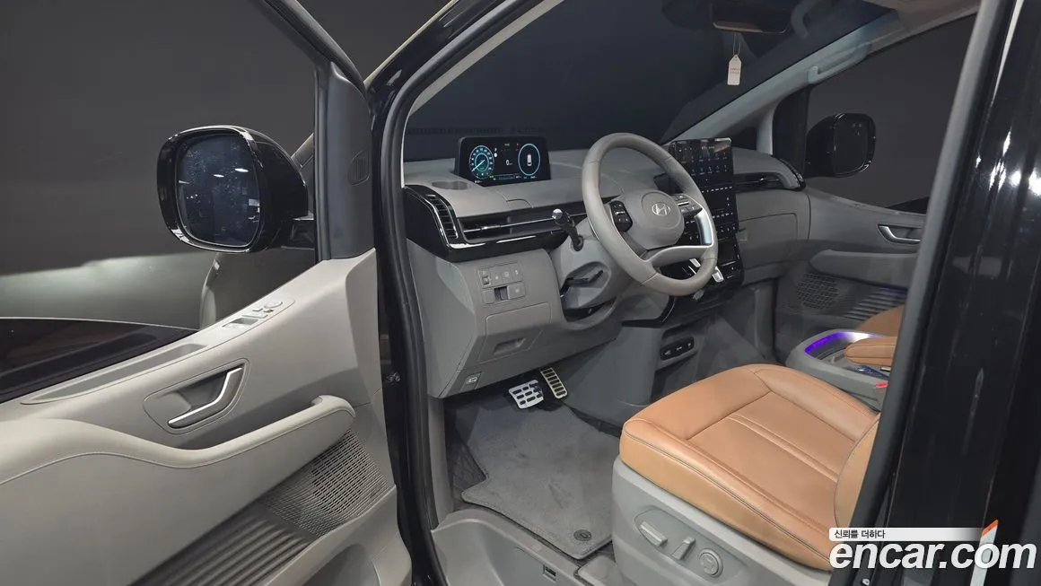 Hyundai Staria 2025 из KR, фото 3
