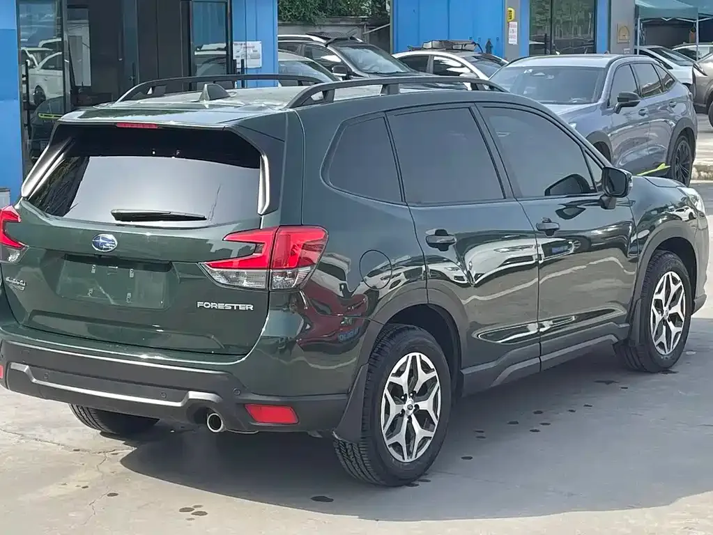 Subaru Forester — фото 3
