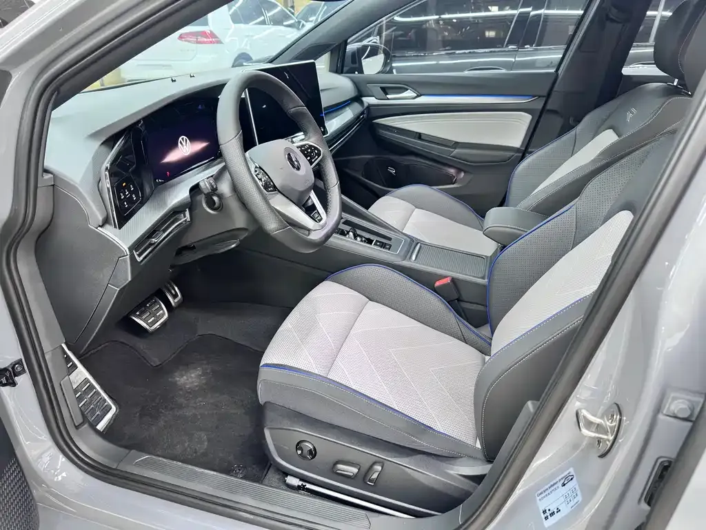 Volkswagen Golf 2026 из CN, фото 9