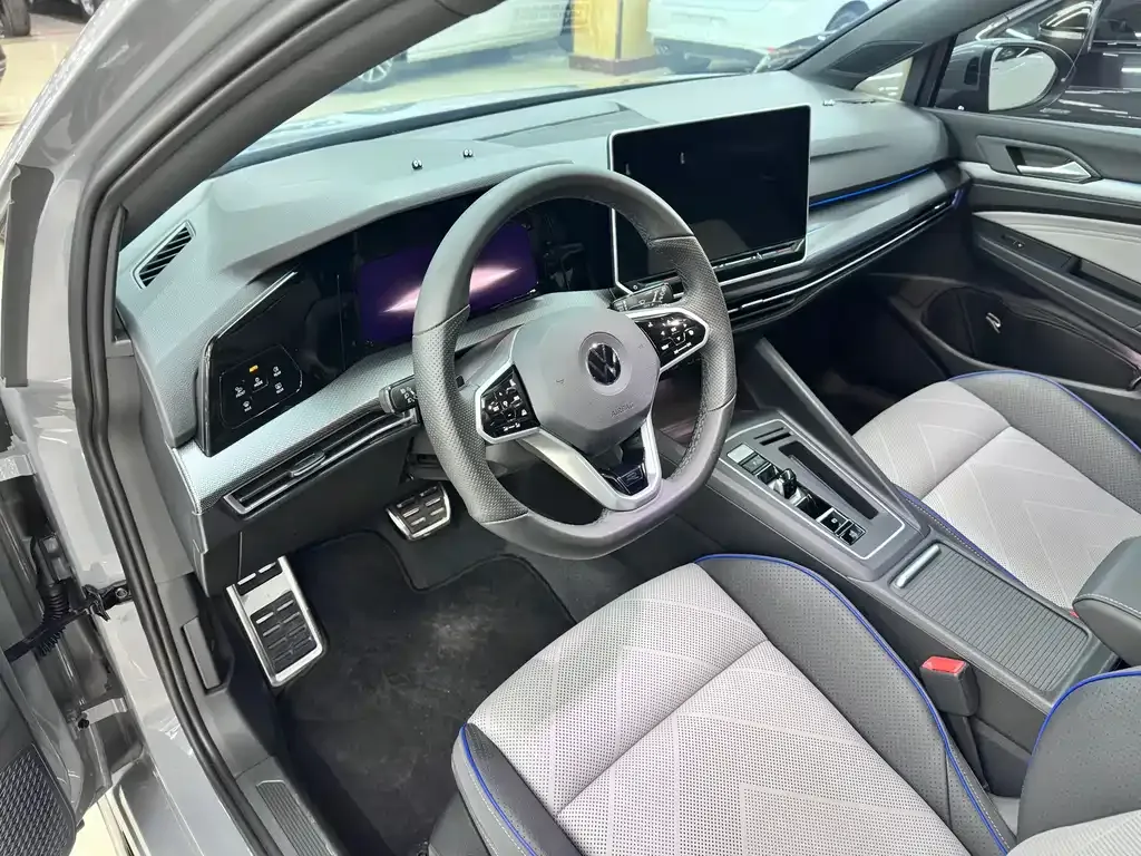 Volkswagen Golf 2026 из CN, фото 10